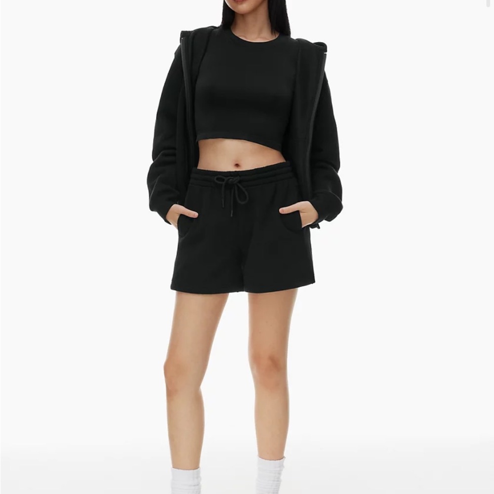 ✨TNA COZY FLEECE BOYFRIEND SHORTS✨
